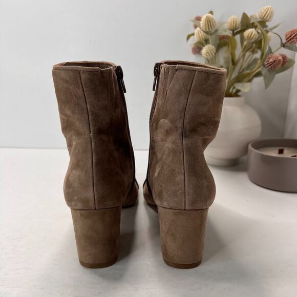 Steve Madden Jaslynn Leather/Synthetic Cap Toe Boot Taupe/Black Women 6.5M - Picture 4 of 10